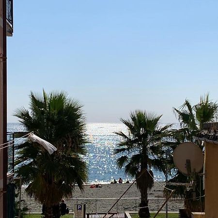 Apartament Casa Erika Fronte Mare Varazze Zewnętrze zdjęcie